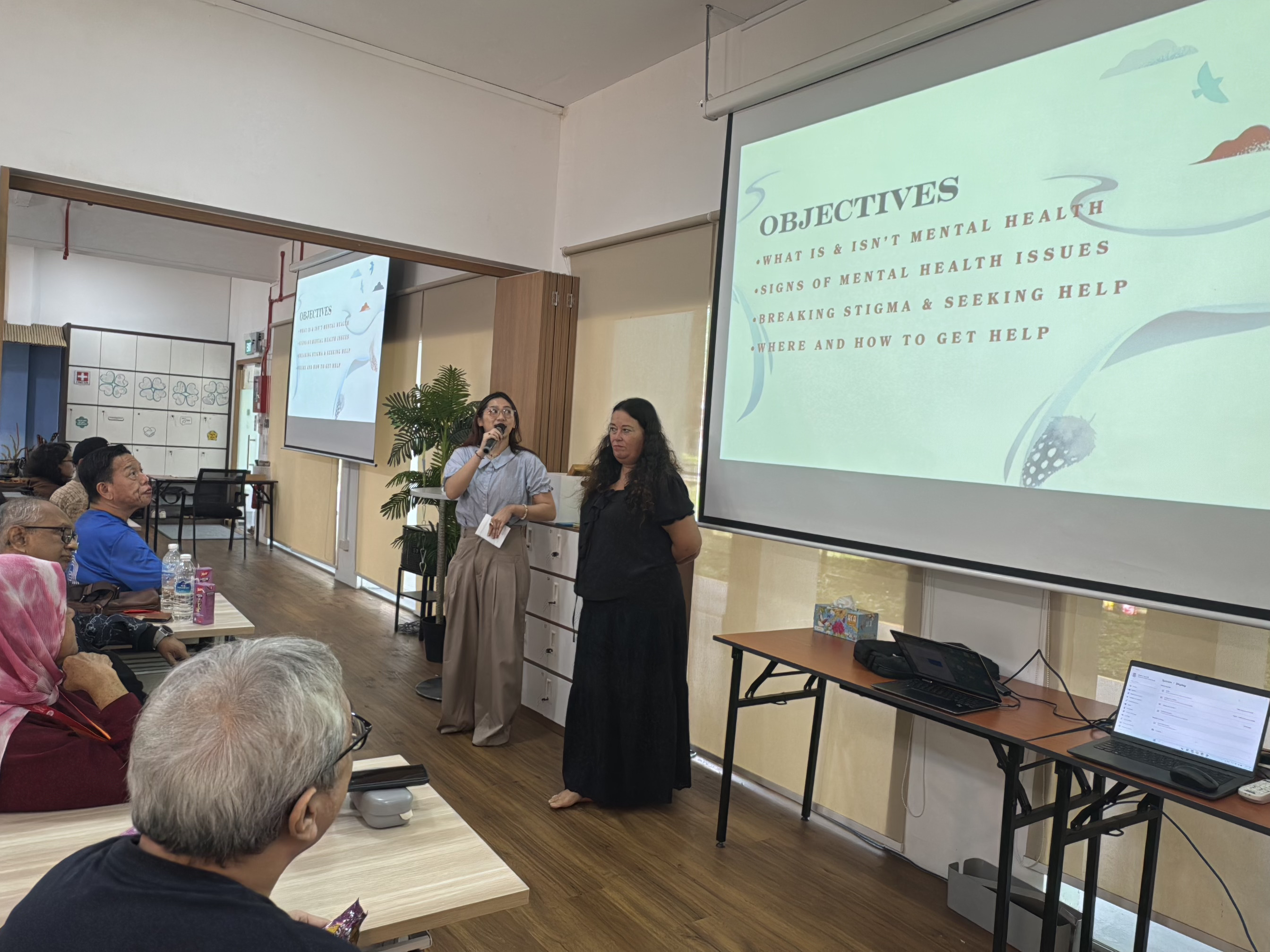 20250829_031544460_iOS